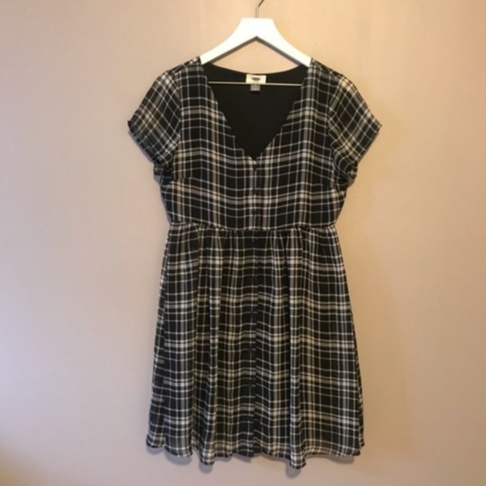 Old Navy Plaid Swing Dress Size M